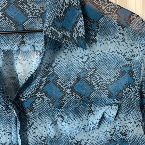 Equipment Silk Button Down Blouse in Blue Snake Print Size Small - Picture 2 of 4